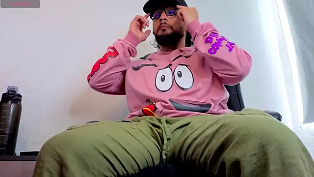 Snapshot of Ernesto-Rodriguez82 chatting on 11/11/25, 05:35 Ernesto-Rodriguez82 online show from 11/11/25, 05:35