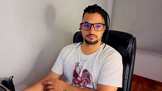 Snapshot of Ernesto-Rodriguez82 chatting on 03/26/26, 01:33 Ernesto-Rodriguez82 online show from 03/26/26, 01:33