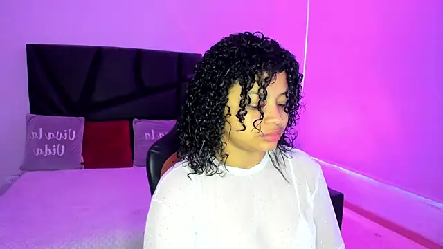 Dakota Mars online show from 09/26/25, 12:09