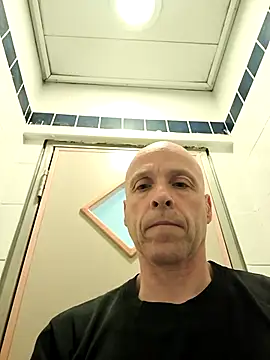 Snapshot of fergi1999 chatting on 02/12/26, 04:29 fergi1999 online show from 02/12/26, 04:29