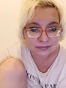 VikaKing online show from 10/03/25, 09:23