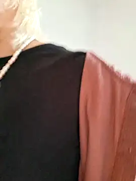 VikaKing online show from 11/26/25, 09:10