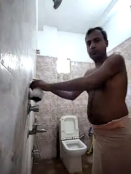 Snapshot of t2pnb chatting on 10/17/25, 02:48 t2pnb online show from 10/17/25, 02:48