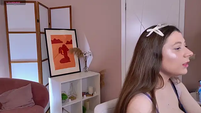 Snapshot of Queen_Michelle_ chatting on 11/26/25, 09:16 Queen Michelle online show from 11/26/25, 09:16