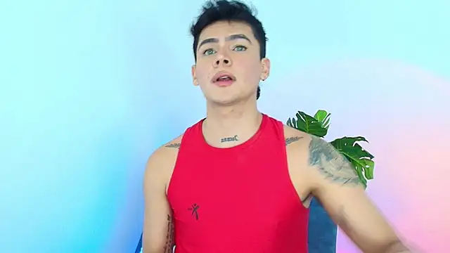 CamiiGuzmanX online show from 10/24/25, 07:54