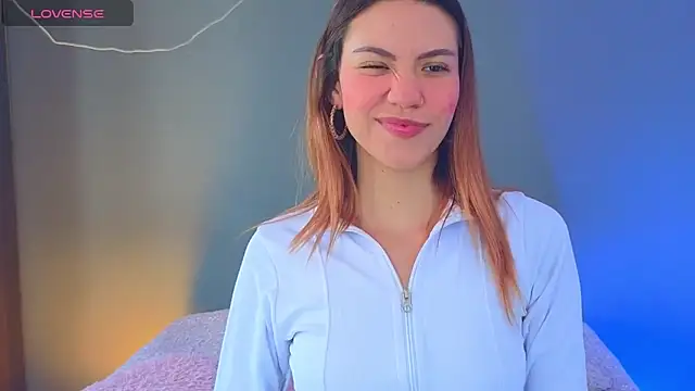 Snapshot of AntonellaaRossii chatting on 01/14/26, 01:06 AntonellaaRossii online show from 01/14/26, 01:06