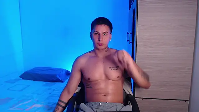 valentinosex1 online show from 06/22/26, 01:51