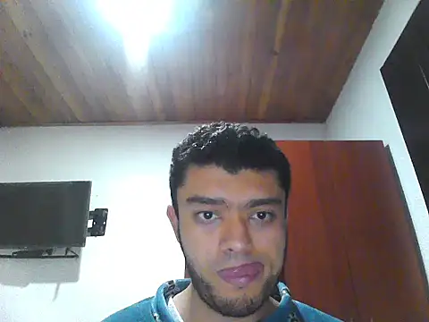 Snapshot of Mario6821 chatting on 06/08/26, 02:12 Mario6821 online show from 06/08/26, 02:12