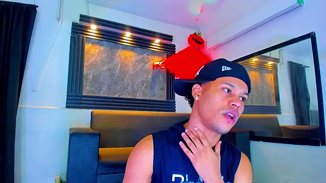 Snapshot of Rick_big chatting on 10/17/25, 04:26 Rick big online show from 10/17/25, 04:26