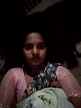 Snapshot of Hot_bbbb chatting on 11/11/25, 10:10 Hot bbbb online show from 11/11/25, 10:10