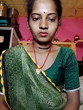 Snapshot of Hot_bbbb chatting on 11/21/25, 09:46 Hot bbbb online show from 11/21/25, 09:46