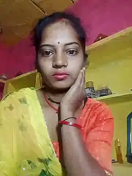 Snapshot of Hot_bbbb chatting on 11/30/25, 10:58 Hot bbbb online show from 11/30/25, 10:58