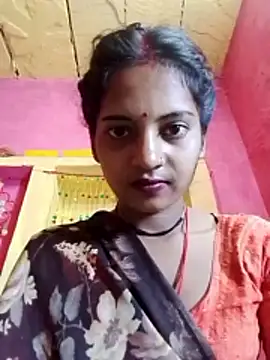 Snapshot of Hot_bbbb chatting on 12/18/25, 08:59 Hot bbbb online show from 12/18/25, 08:59