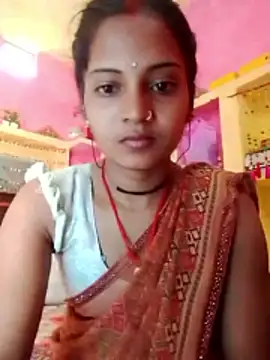 Snapshot of Hot_bbbb chatting on 01/14/26, 08:53 Hot bbbb online show from 01/14/26, 08:53