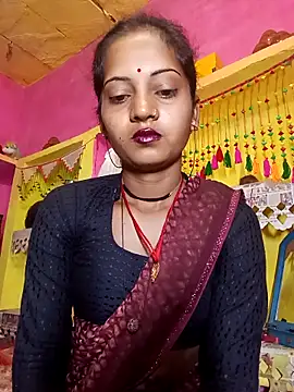 Snapshot of Hot_bbbb chatting on 02/15/26, 11:01 Hot bbbb online show from 02/15/26, 11:01