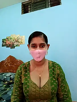 Snapshot of Cute_Faria chatting on 12/19/25, 04:08 Cute Faria online show from 12/19/25, 04:08