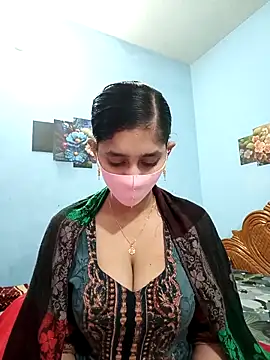 Snapshot of Cute_Faria chatting on 01/06/26, 03:32 Cute Faria online show from 01/06/26, 03:32