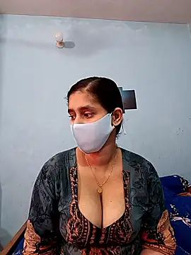 Snapshot of Cute_Faria chatting on 01/12/26, 03:45 Cute Faria online show from 01/12/26, 03:45