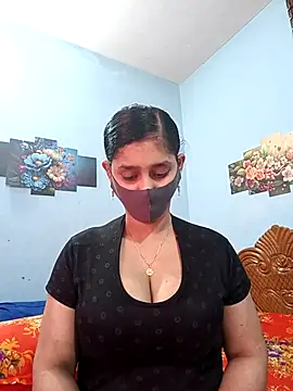 Snapshot of Cute_Faria chatting on 03/12/26, 03:23 Cute Faria online show from 03/12/26, 03:23