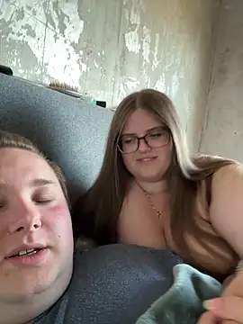 CurvyPaar2 online show from 04/30/26, 05:52