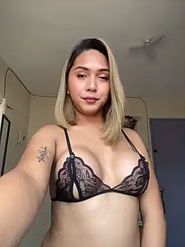 IvoryKath online show from 11/05/25, 02:55