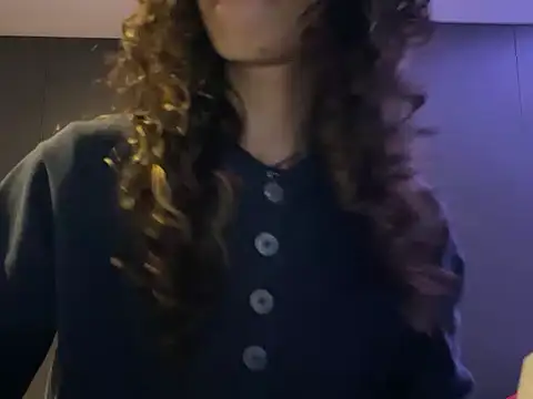 camille delrey online show from 10/12/25, 05:39