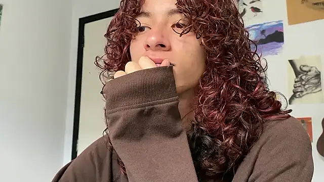 Snapshot of camille_delrey chatting on 02/22/26, 05:00 camille delrey online show from 02/22/26, 05:00