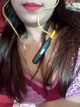 Snapshot of payalsharma95 chatting on 09/13/25, 05:35 payalsharma95 online show from 09/13/25, 05:35