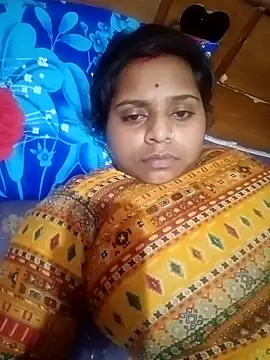 Snapshot of Hot_crety chatting on 09/21/25, 03:13 Hot crety online show from 09/21/25, 03:13