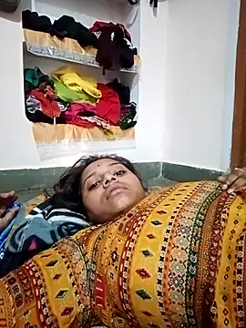 Snapshot of Hot_crety chatting on 09/26/25, 01:20 Hot crety online show from 09/26/25, 01:20