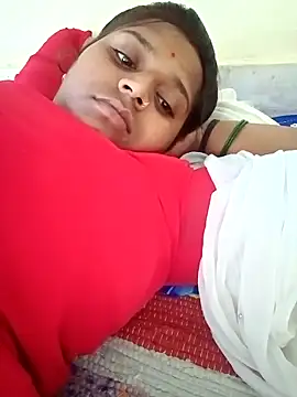 Snapshot of Hot_crety chatting on 10/08/25, 03:48 Hot crety online show from 10/08/25, 03:48