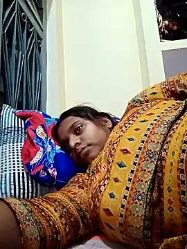 Hot crety online show from 11/25/25, 05:18