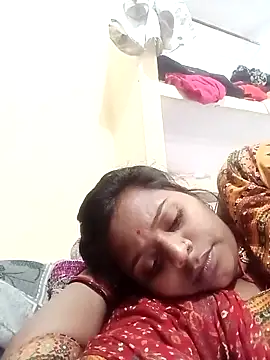 Snapshot of Hot_crety chatting on 03/02/26, 06:47 Hot crety online show from 03/02/26, 06:47