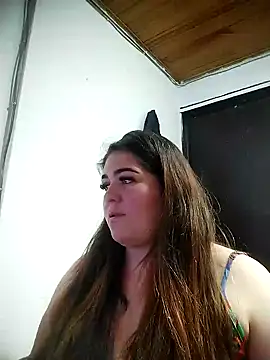 Daphne girlsex online show from 05/13/26, 04:37