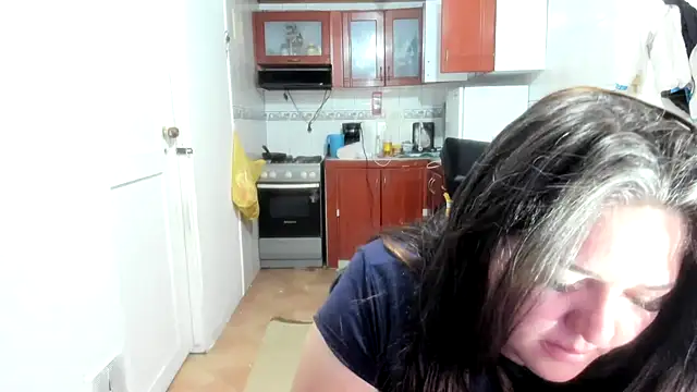 Daphne girlsex online show from 06/12/26, 03:05