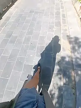 Snapshot of meomeocute chatting on 11/15/25, 05:38 meomeocute online show from 11/15/25, 05:38