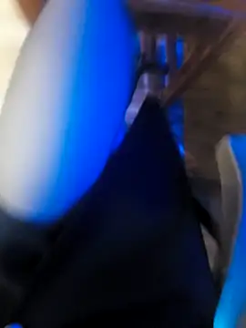 Snapshot of meomeocute chatting on 12/16/25, 12:10 meomeocute online show from 12/16/25, 12:10