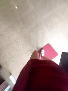 Snapshot of meomeocute chatting on 03/05/26, 03:35 meomeocute online show from 03/05/26, 03:35