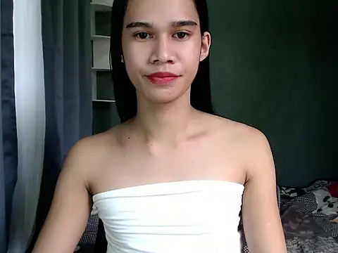 Snapshot of urseductivebarbie_xx chatting on 10/22/25, 01:28 urseductivebarbie xx online show from 10/22/25, 01:28