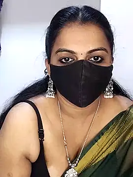 Snapshot of sneha_bebo chatting on 09/09/25, 03:22 sneha bebo online show from 09/09/25, 03:22