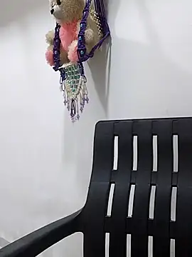 sneha bebo online show from 11/23/25, 03:34