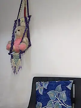 sneha bebo online show from 12/05/25, 03:41