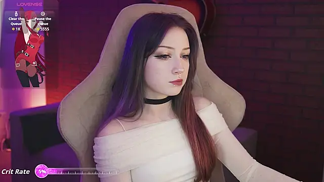Snapshot of LiliLuna chatting on 10/02/25, 09:49 LiliLuna online show from 10/02/25, 09:49