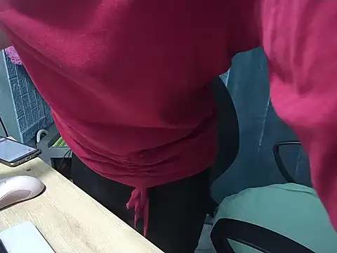 Snapshot of _Sara_768 chatting on 02/13/26, 09:11 Sara 768 online show from 02/13/26, 09:11