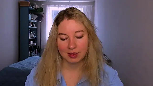 Snapshot of NancySanders chatting on 06/13/26, 06:33 NancySanders online show from 06/13/26, 06:33