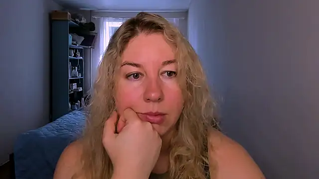 Snapshot of NancySanders chatting on 06/14/26, 05:53 NancySanders online show from 06/14/26, 05:53