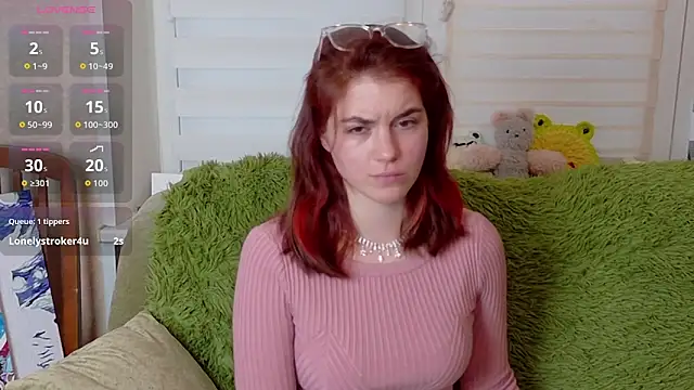 Snapshot of ElzaBlis chatting on 10/04/25, 03:10 ElzaBlis online show from 10/04/25, 03:10