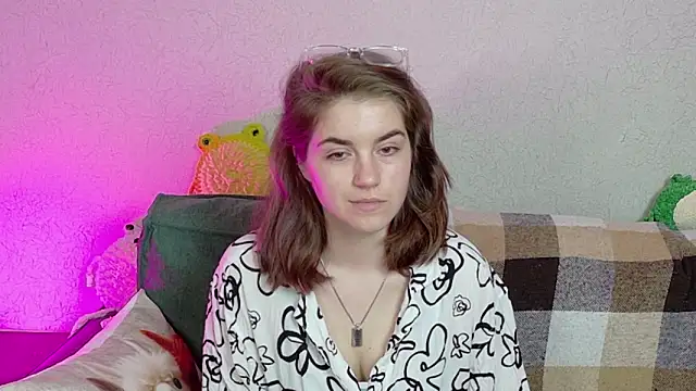 ElzaBlis online show from 05/13/26, 01:19