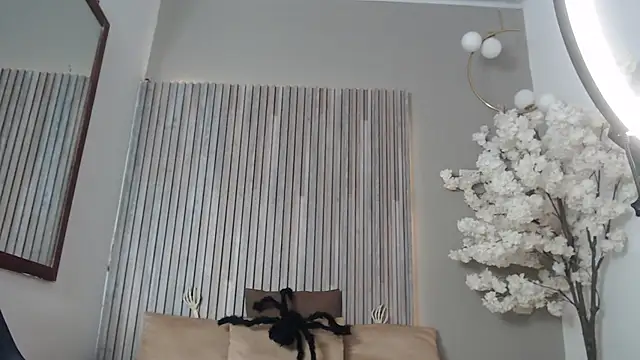 Michellee 20 online show from 10/12/25, 01:10