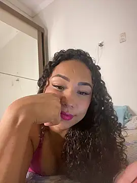 jhennyfer online show from 03/24/26, 05:12